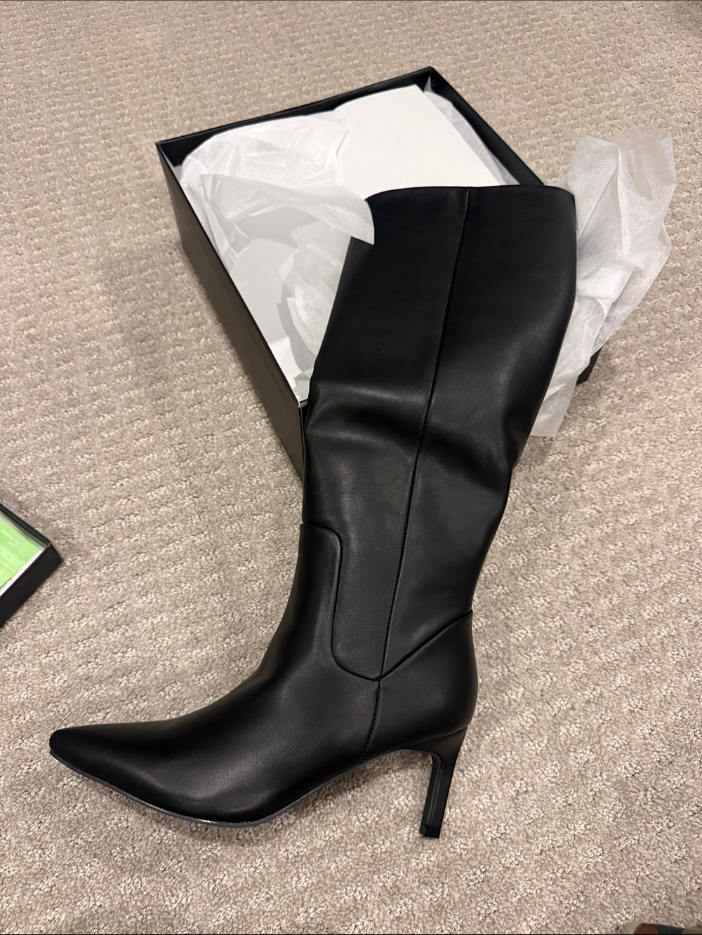 Black Pointed-Toe Knee-High Stiletto Boots